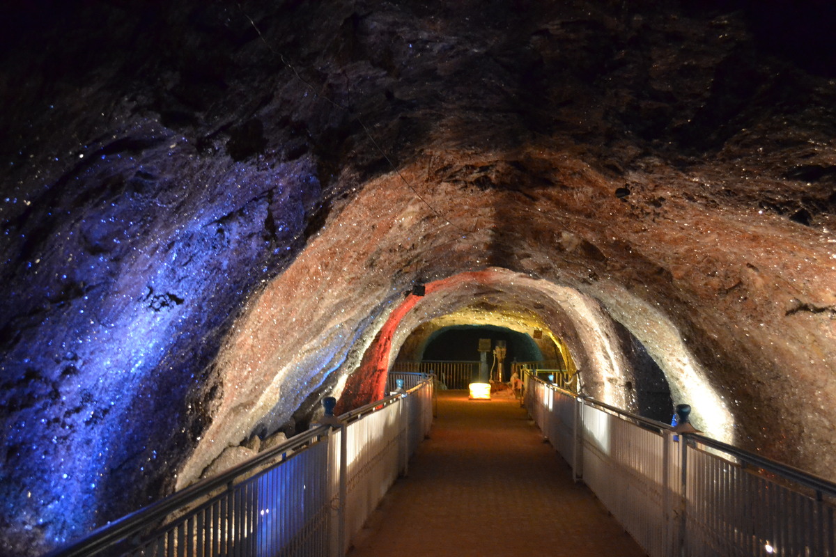 Day Tour To Khewra Salt Mines