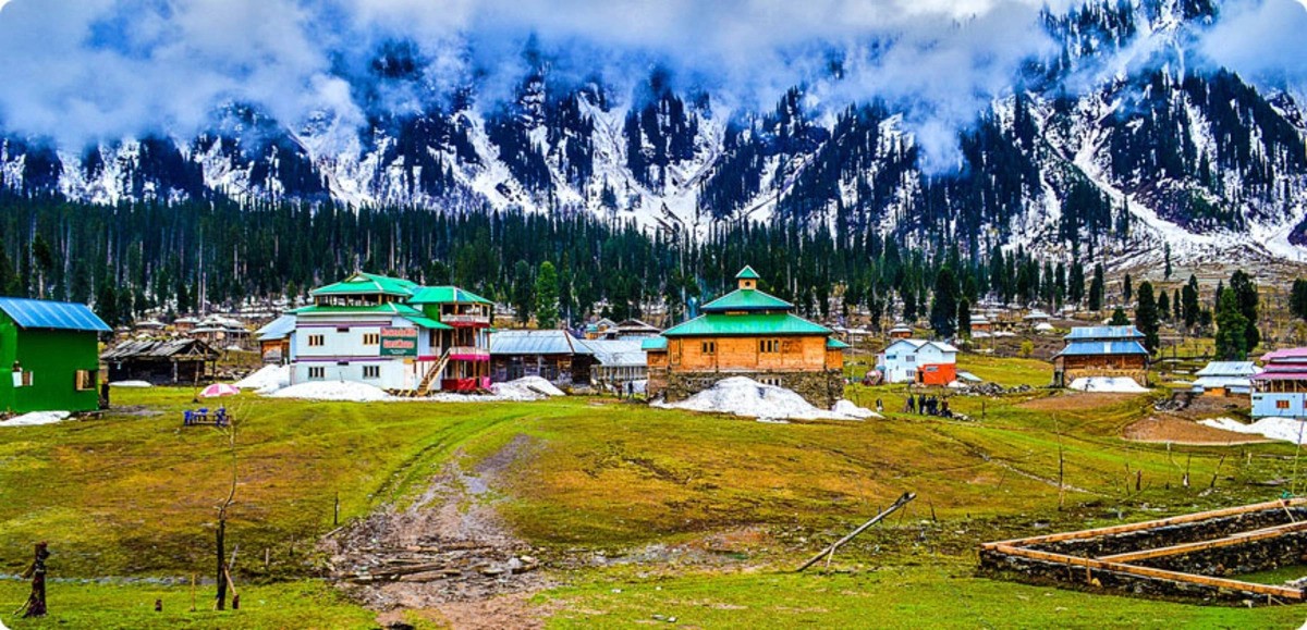 6 Nights And 7 Days Tour Neelum Valley – Arang Kel – Sharda
