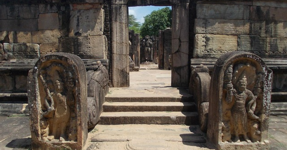 Other Sri Lanka points of interest: Temples and More